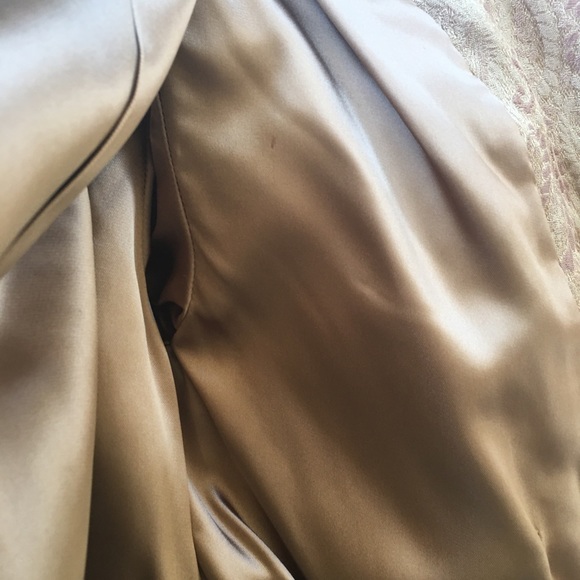 TRUE VINTAGE Gold Paisley 2PC Sheath & Jac… - Picture 8 of 10